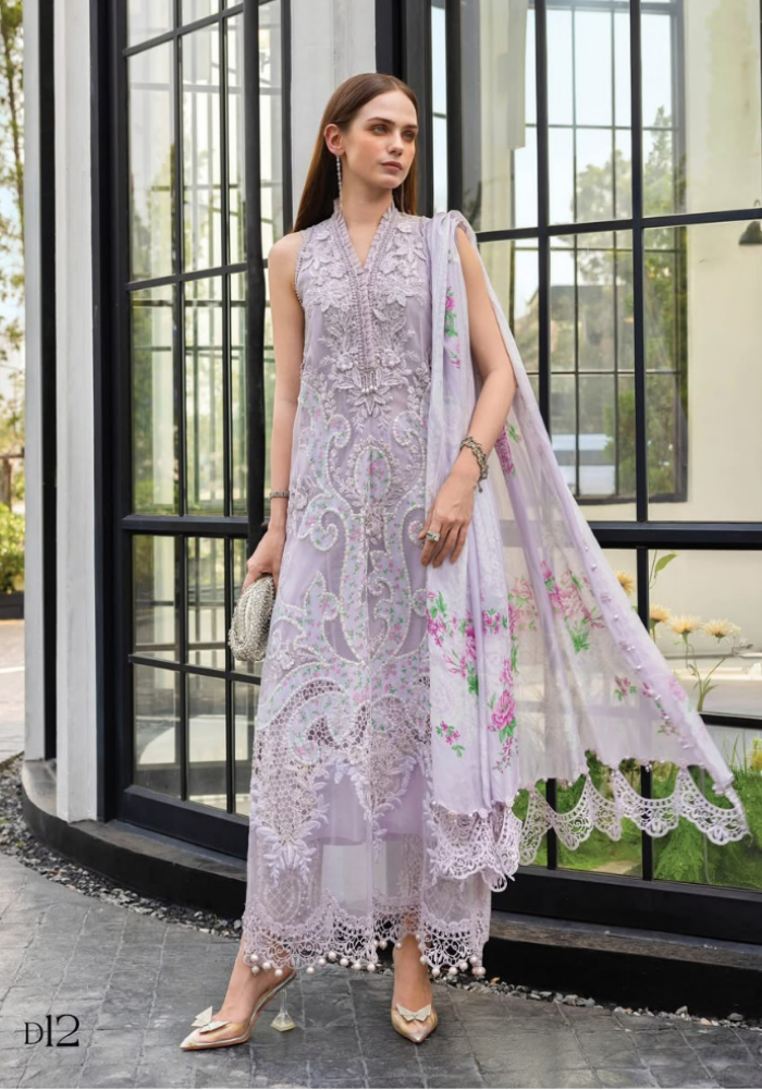 Maria B | 3pc Embroidered Organza  Article code WD04